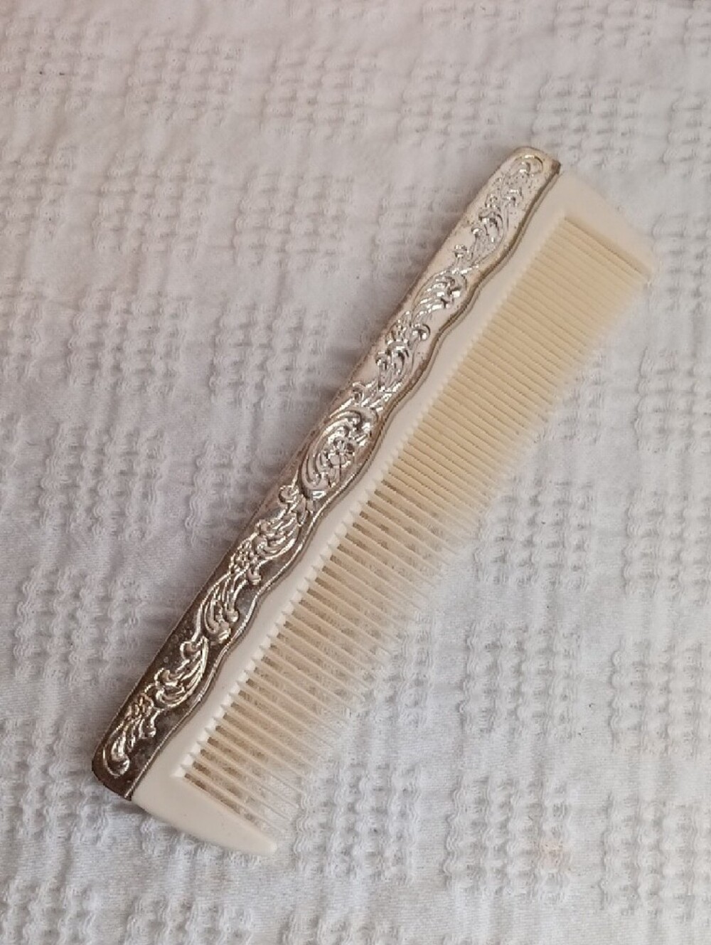 Ornate Silver Plate Vanity Set Mirror Brush & Comb Vintage Hong Kong - Picture 9 of 12